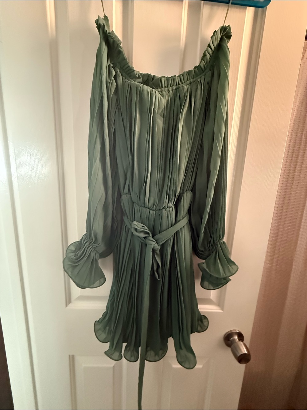 Vici Olive Green Pleated Off-Shoulder Long Sleeve Dress